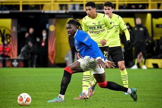 廖三宁17+6杨瀚森5中0 中国男篮不敌马刺