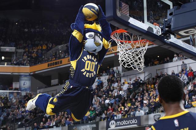 阿不都21+9徐杰25分 新疆6连胜终结广东9连胜